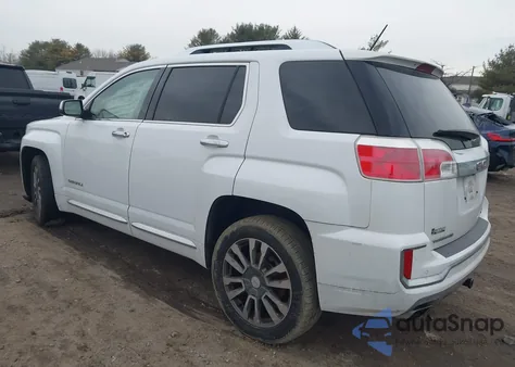 2017 GMC Terrain Denali z USA, uszkodzony, nr VIN 2GKFLVE33H6215400